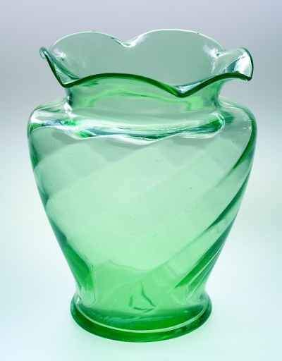 McKee Broad Spiral Optic Sarah Vase