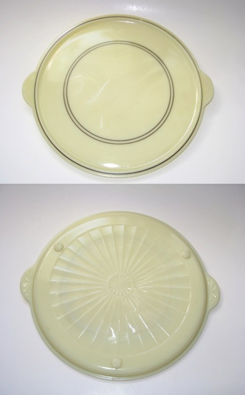 McKee Kitchenware Handled Tray