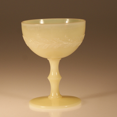 McKee Laurel Champagne