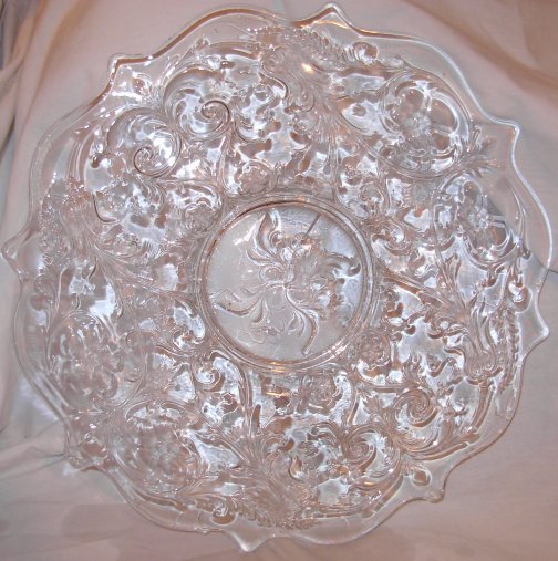 McKee Rock Crystal Cake Plate