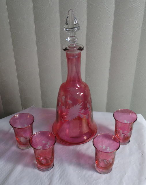 Paden City # 410 Decanter & Matching Tumblers