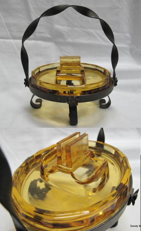 Paden City #   4 Ash Tray in Metal Stand