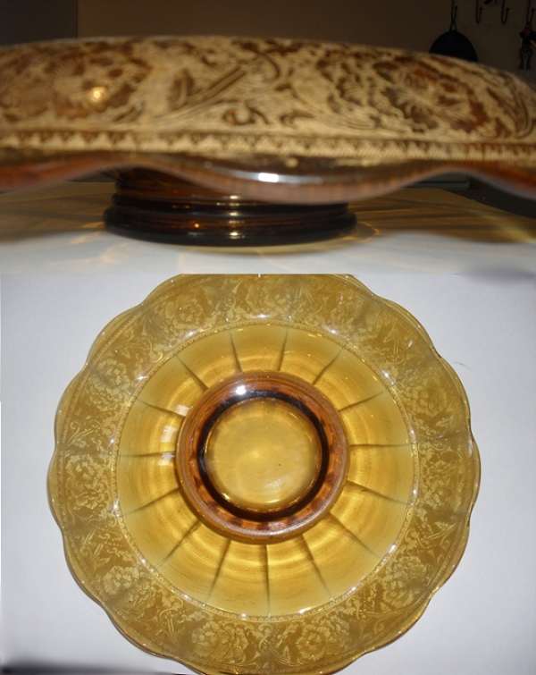 Paden City # 300 Archaic Rolled-Edge Console Bowl