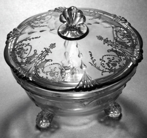 Paden City # 890 Crow's Foot Round Candy Jar