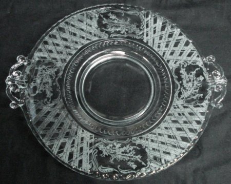 Paden City # 881 Gadroon Plate w/ Scottish Thistle Etch