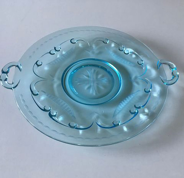 Paden City # 777 Comet Handled Platter