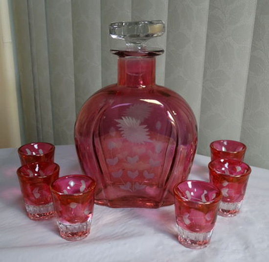Paden City # 211 Decanter & Matching Shot Glasses