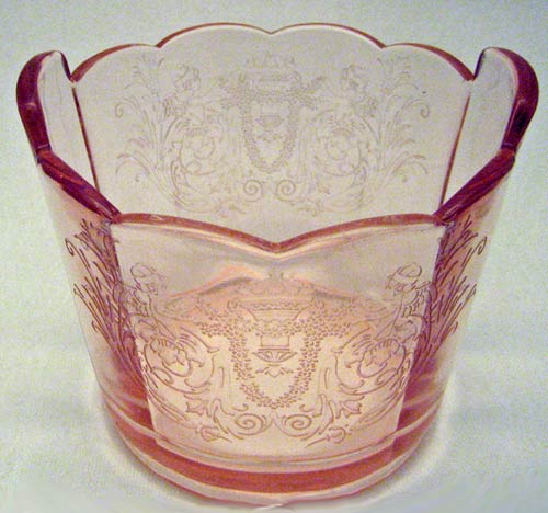 Paden City # 300 Archaic Ice Tub with Cupid Etch