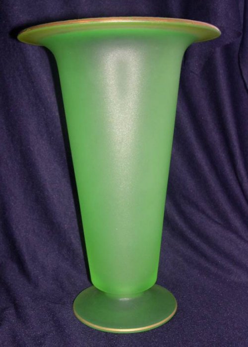 Tiffin #15151 Flared Dahlia Vase
