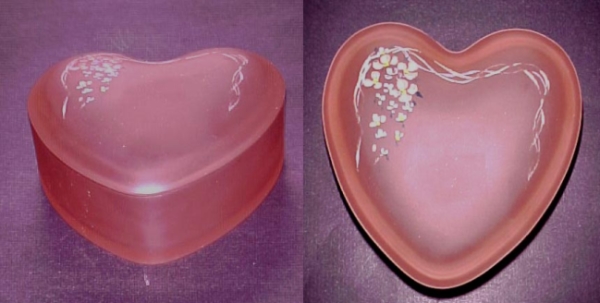 U. S. Glass # 8132 Heart Bon Bon
