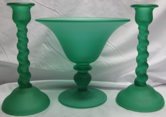 Tiffin #  179 High Foot Comport