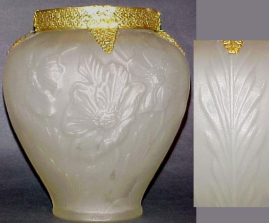 Tiffin # 8226 Poppy Vase