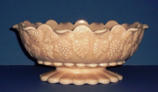 Westmoreland #1881 Paneled Grape Bowl
