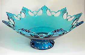 Westmoreland #1875 Ring and Petal Center Bowl