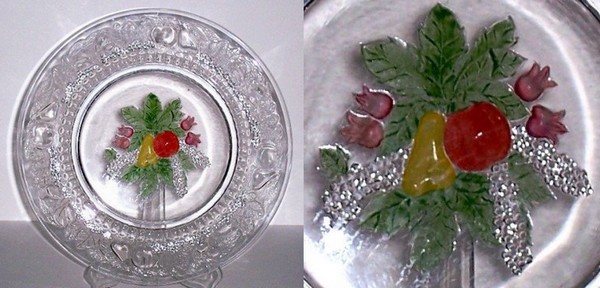 Westmoreland #1058 Della Robbia Plate w/ Stain