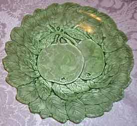 Indiana Avocado Plate with Apple Center