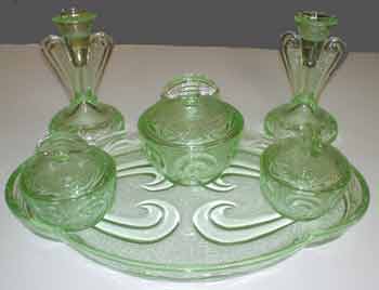 Bagley #3078 Rutland Dresser Set