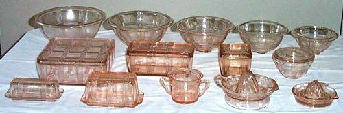 Hazel-Atlas Pink Criss-Cross Kitchenware