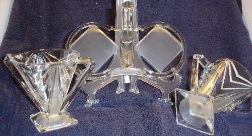 Indiana # 610 Pyramid Frosted Creamer, Sugar & Tray