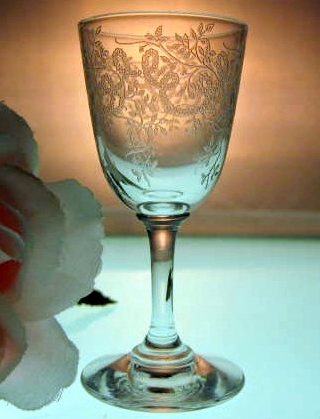 Unknown Cordial w/ Unknown Vine & Rope Etch