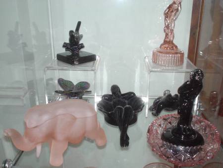 Pink & Black Shelf 2