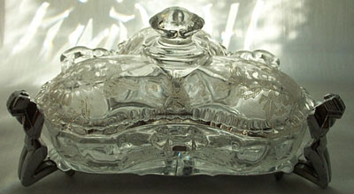 Cambridge Covered Dish on Farberware Trivet