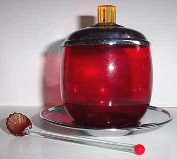 Farberware covered dish
