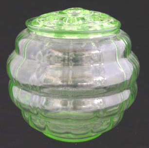 Unknown Vase w/ Unknown Frog