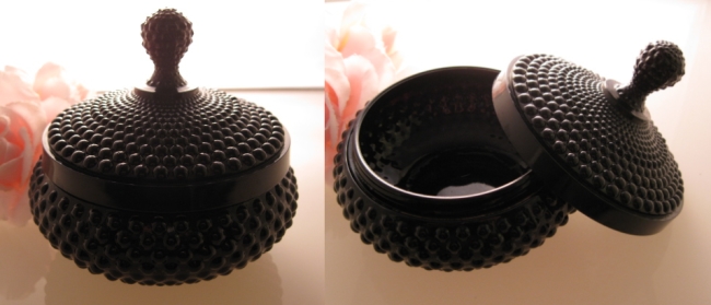 Unknown Hobnail Puff Box