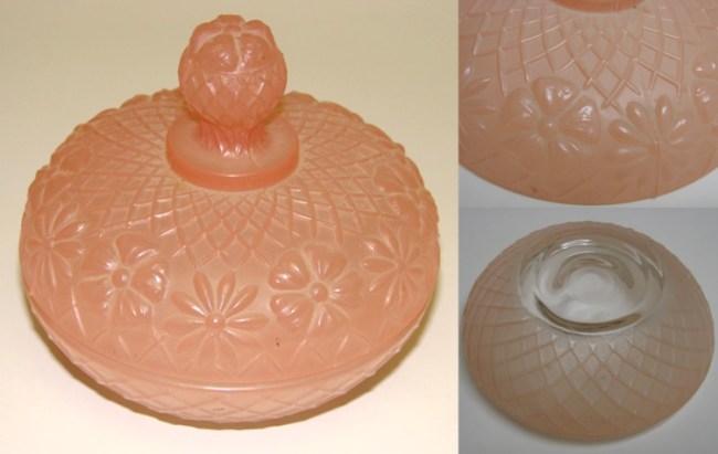 Unknown "Daisies & Lattice" Powder Box