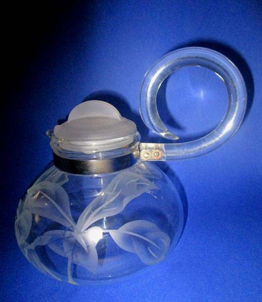Unknown Coffee/Tea Pot w/ Dorothy Thorpe Design