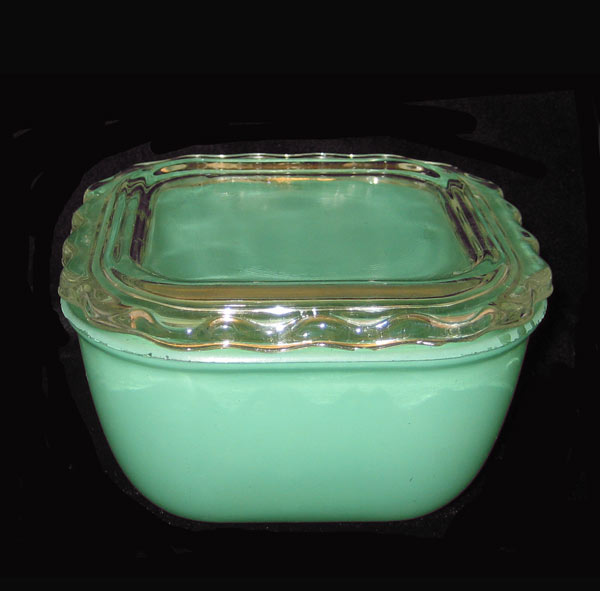 Jeannette Refrigerator Dish