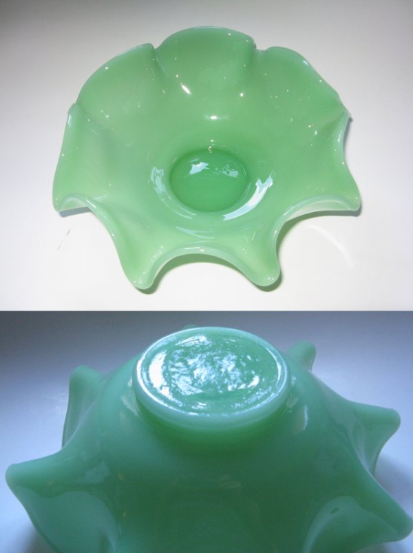 Unknown Jade Ruffled Bowl