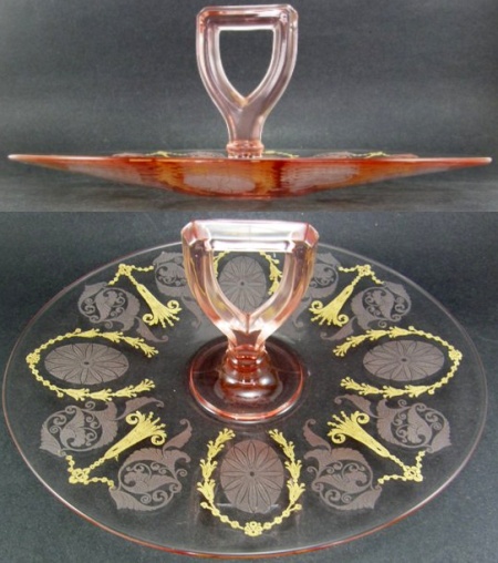 Cambridge # 173 Oval Center Handle Server w/ Etch # 732 Majestic
