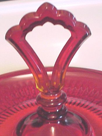 Fenton #1700 Lincoln Inn Center Handle