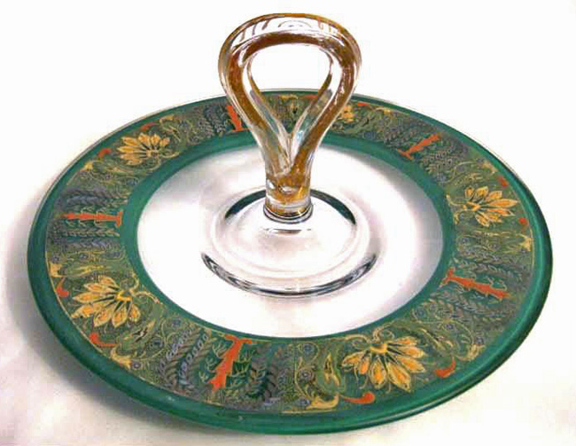 Heisey #1185 Center Handle Server w/ Wheeling Decoration