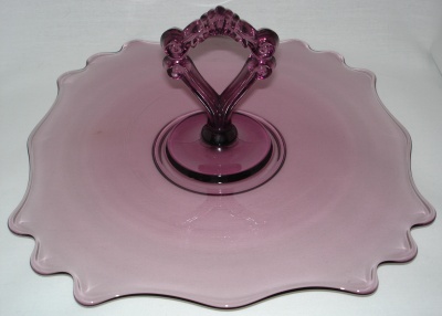 Imperial #  148 Center Handle Server
