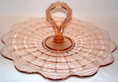 Liberty Works Bamboo Optic Scalloped Center Handle Server