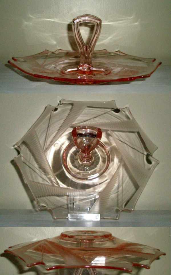 New Martinsville "Notched Hexagon" Center Handle Server