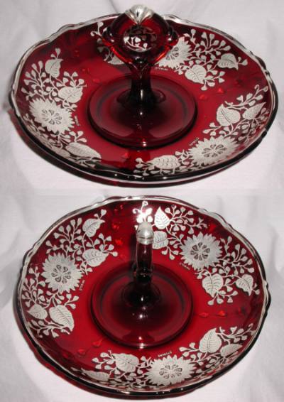 Paden City # 890 Crow's Foot Round Center Handled Bowl