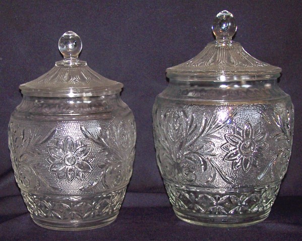 Anchor Hocking Sandwich Cookie Jar Comparison