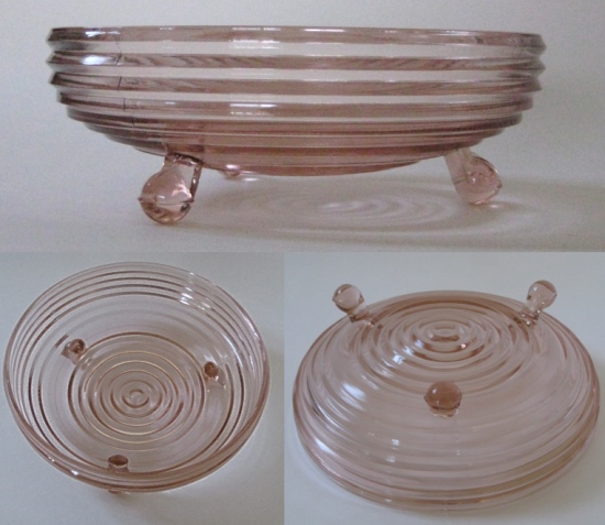 Hocking Manhattan Three-Toed Dish