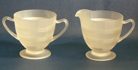 Hocking # 300 Ring Satin Cream & Sugar
