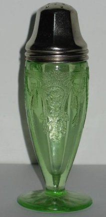 Hocking Cameo Shaker