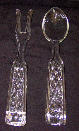 Anchor Hocking Thousand Line Salad Set