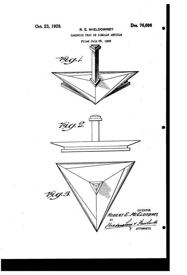 New Martinsville #  33 Modernistic Center Handled Server Design Patent D 76698-1