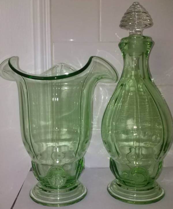 New Martinsville #  37 "Moondrops" or Georgian Vase & Decanter