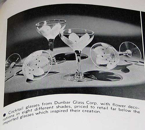 Dunbar Painted Flower Stems Ad
