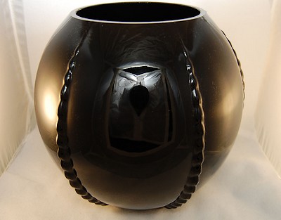 Viking #4221 Radiance Ball Punch Bowl or Vase