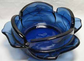 Viking #7725  Leaf 4" Ashtray